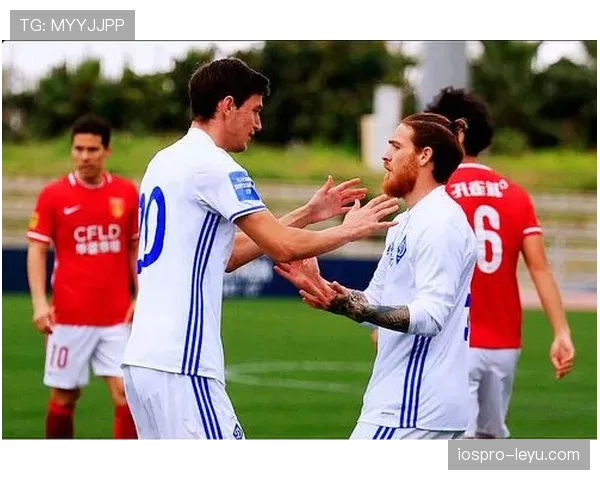 黄潜阵容深度解析：新赛季如何提升竞争力成焦点