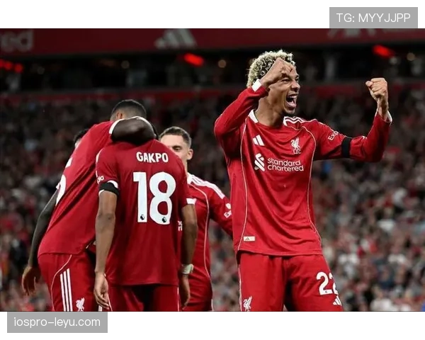 阿森纳与利物浦激战正酣，稳健表现引球迷热议